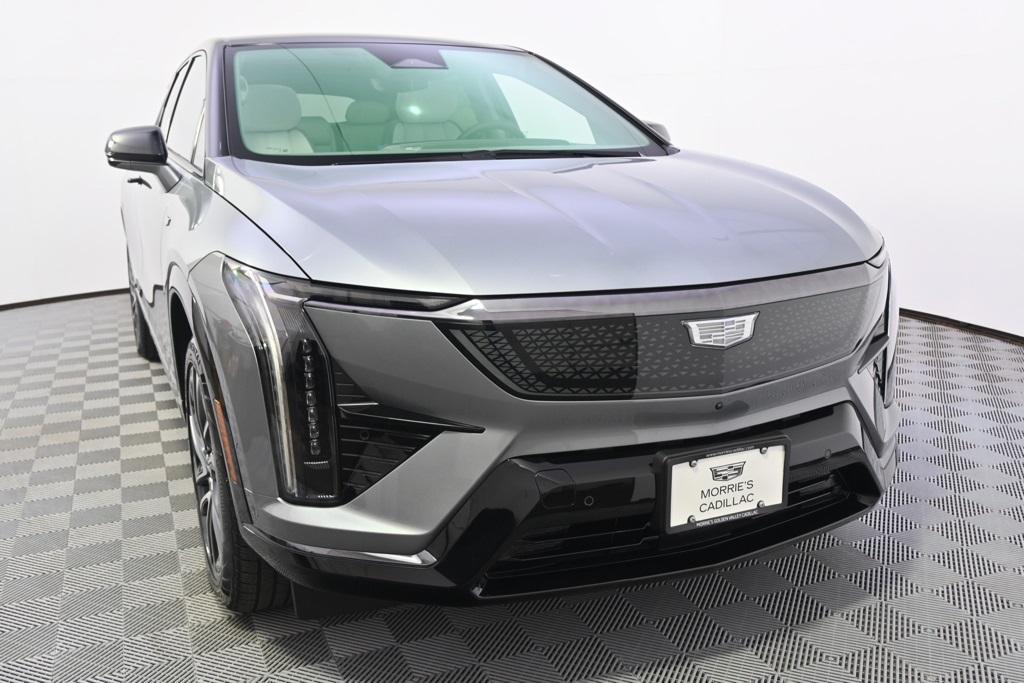 new 2025 Cadillac OPTIQ car, priced at $56,889
