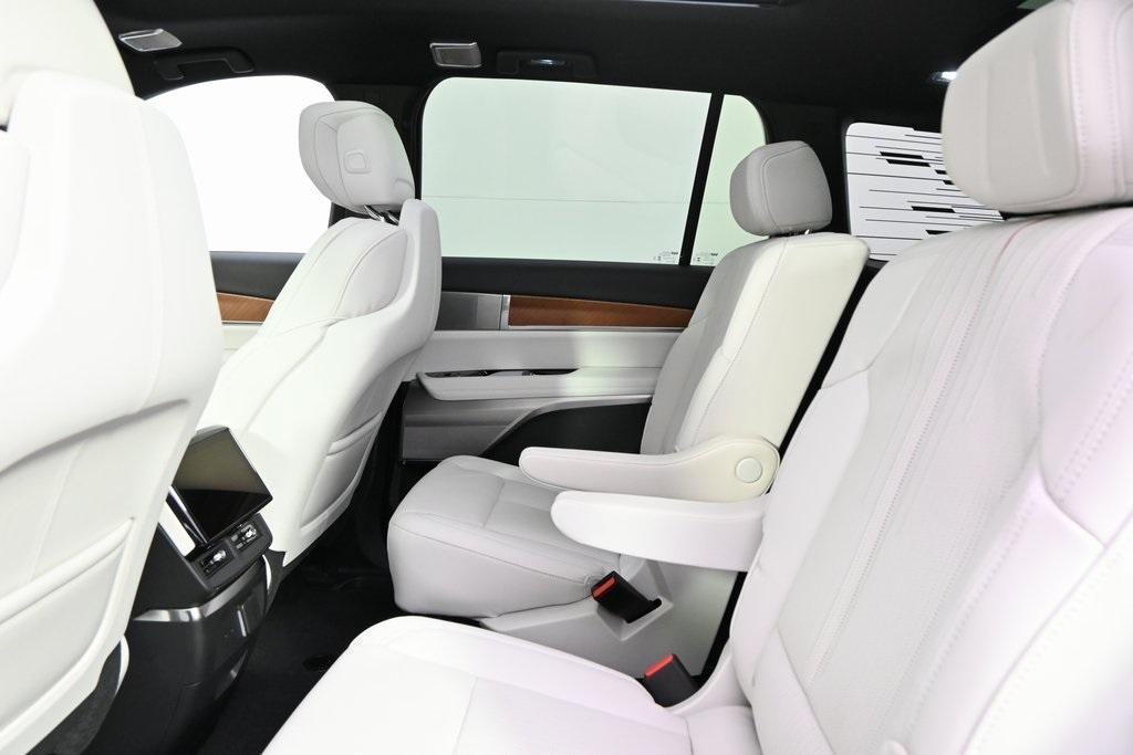 new 2026 Cadillac VISTIQ car, priced at $81,615