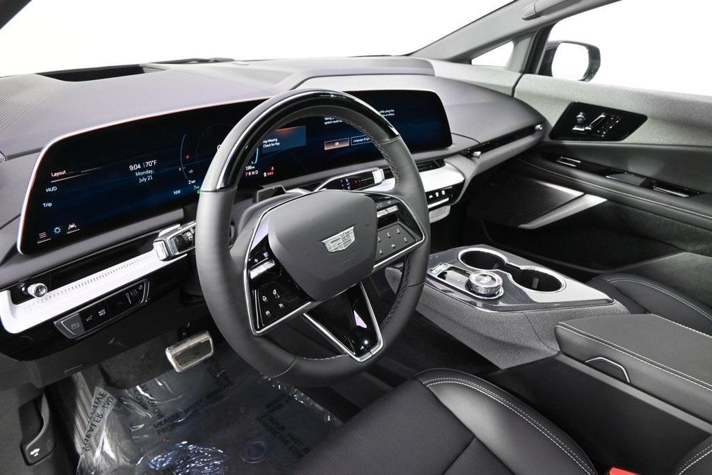 new 2025 Cadillac OPTIQ car, priced at $59,564