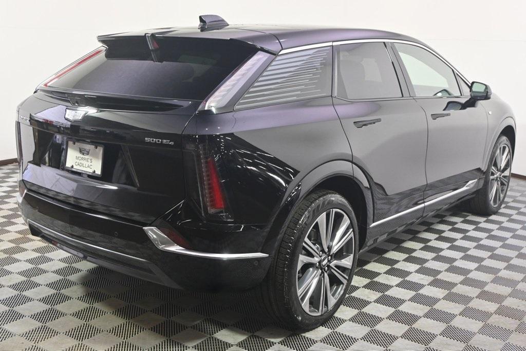 new 2025 Cadillac OPTIQ car, priced at $59,564