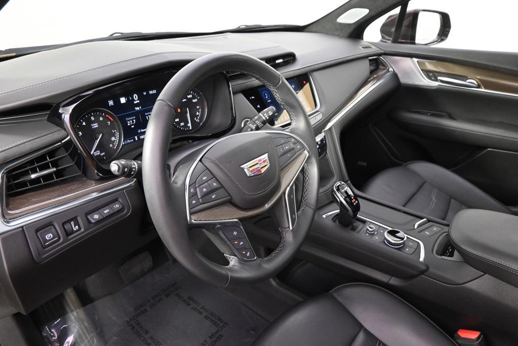 used 2023 Cadillac XT5 car, priced at $35,777