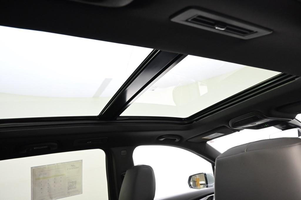 used 2025 Cadillac XT6 car, priced at $45,777