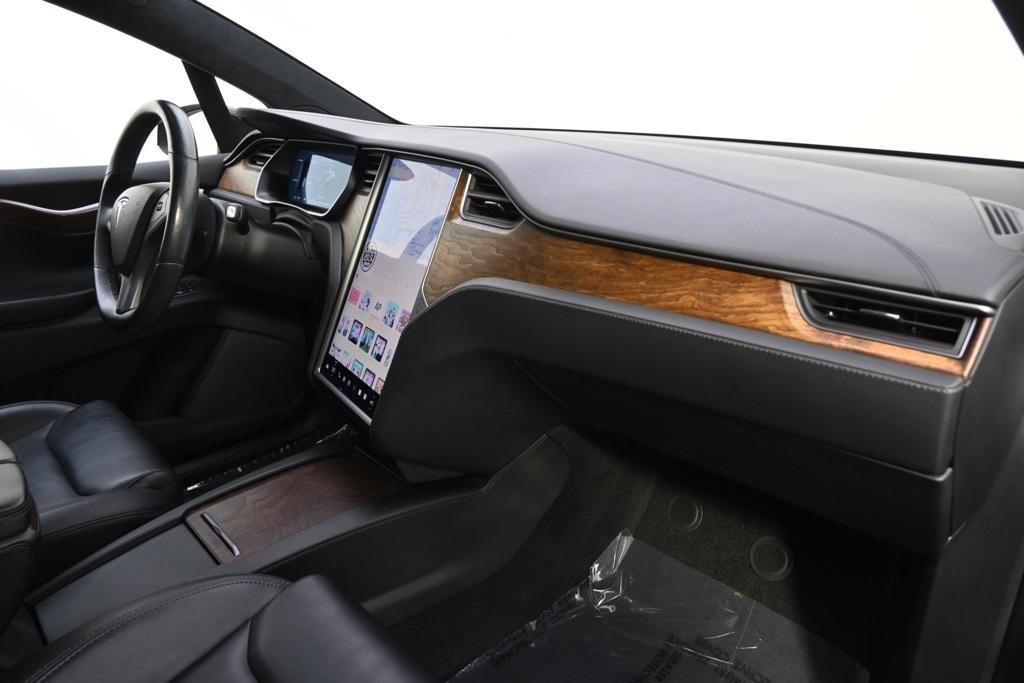 used 2020 Tesla Model X car, priced at $40,960