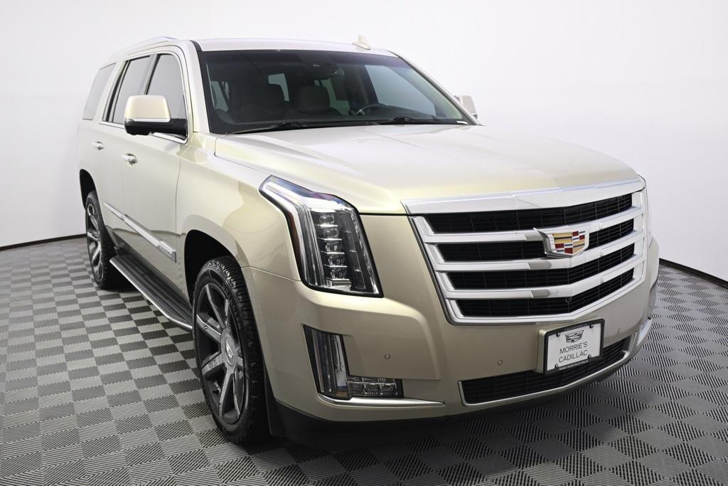 used 2015 Cadillac Escalade car, priced at $21,998