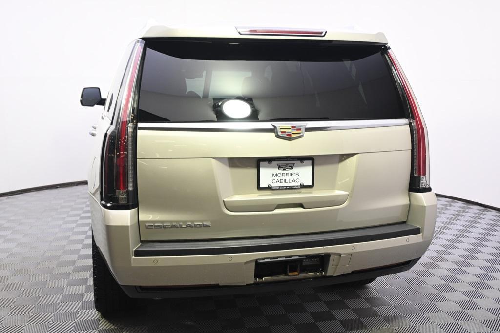 used 2015 Cadillac Escalade car, priced at $21,998