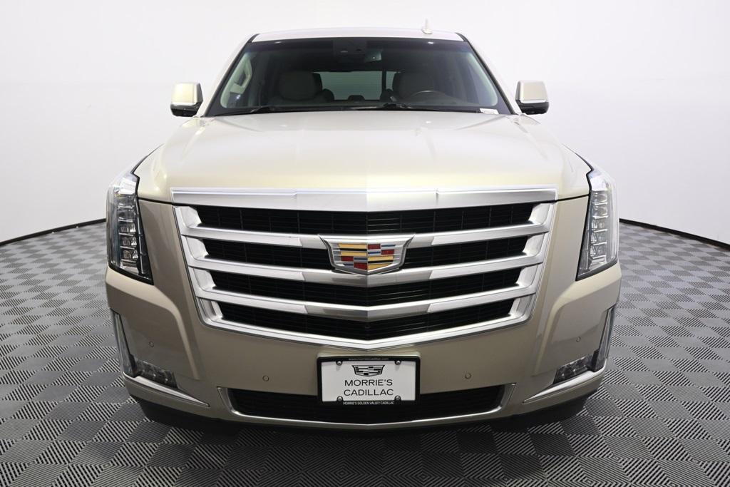 used 2015 Cadillac Escalade car, priced at $21,998