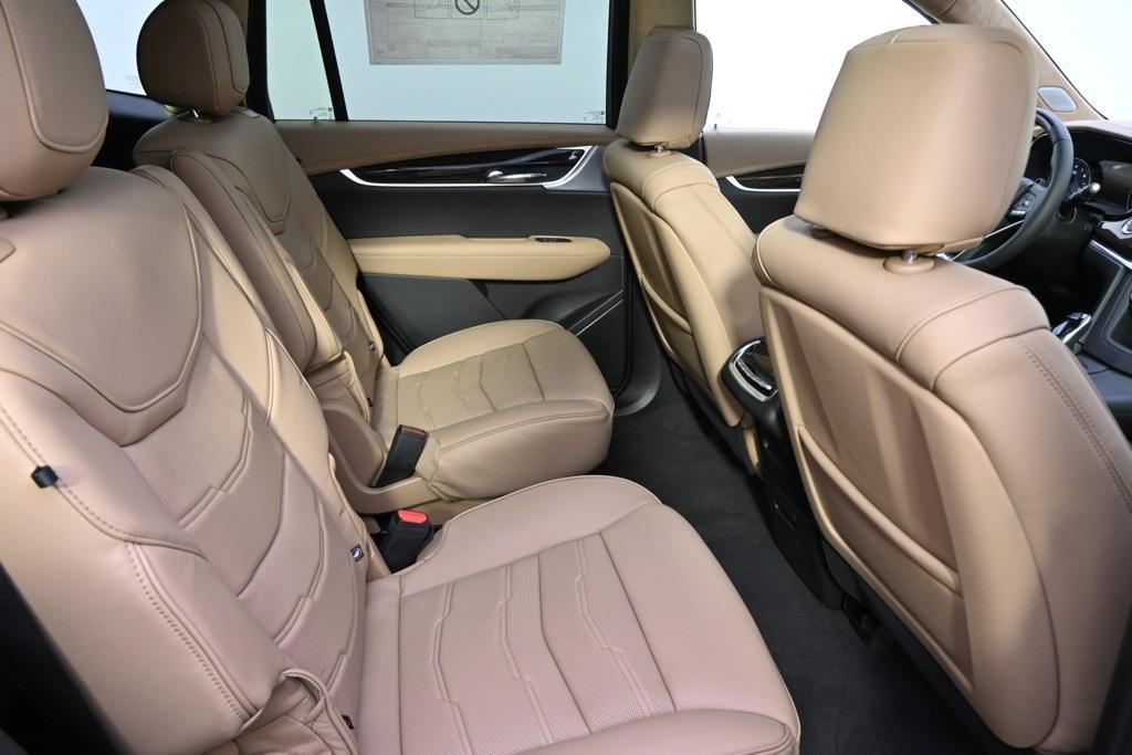 new 2025 Cadillac XT6 car, priced at $71,690