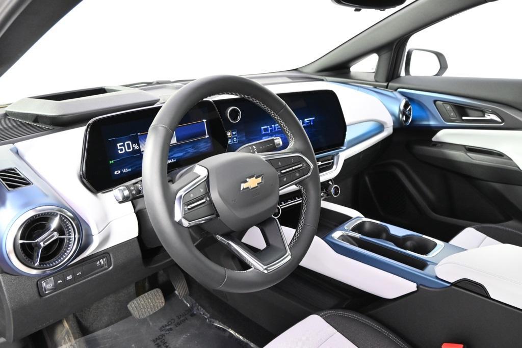 used 2025 Chevrolet Equinox EV car, priced at $38,888