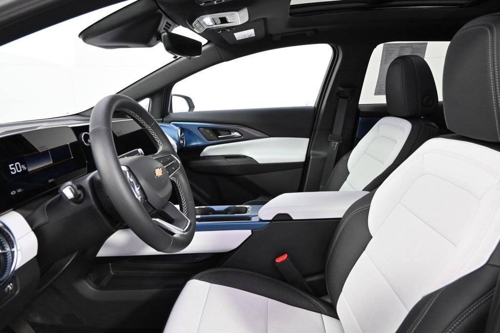 used 2025 Chevrolet Equinox EV car, priced at $38,888