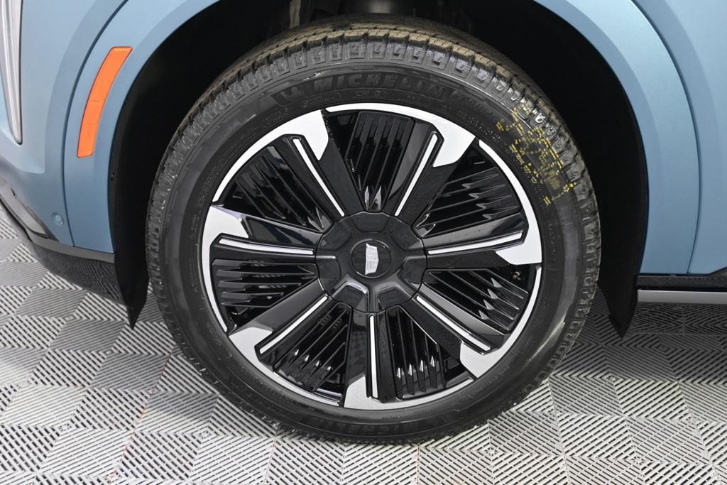 new 2025 Cadillac Escalade IQ car, priced at $156,665