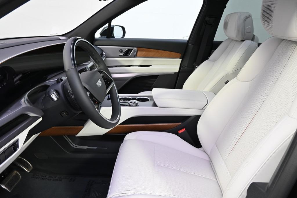 new 2026 Cadillac VISTIQ car, priced at $79,915