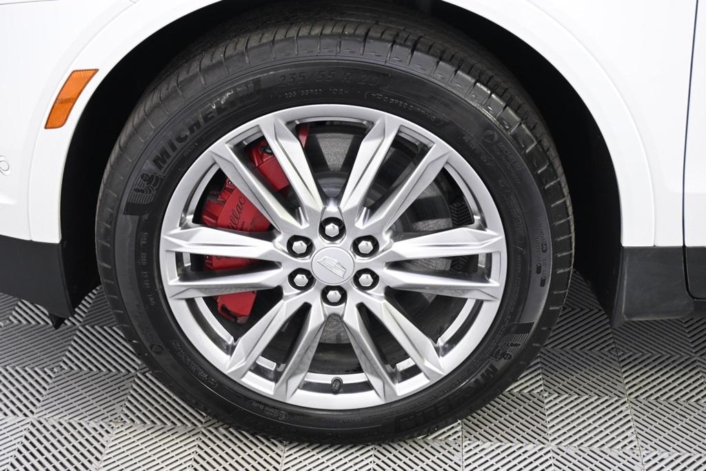 new 2025 Cadillac XT5 car, priced at $63,090