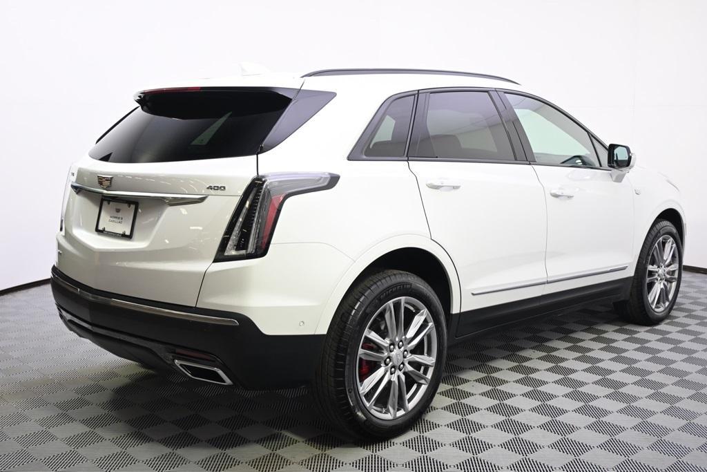 new 2025 Cadillac XT5 car, priced at $63,090