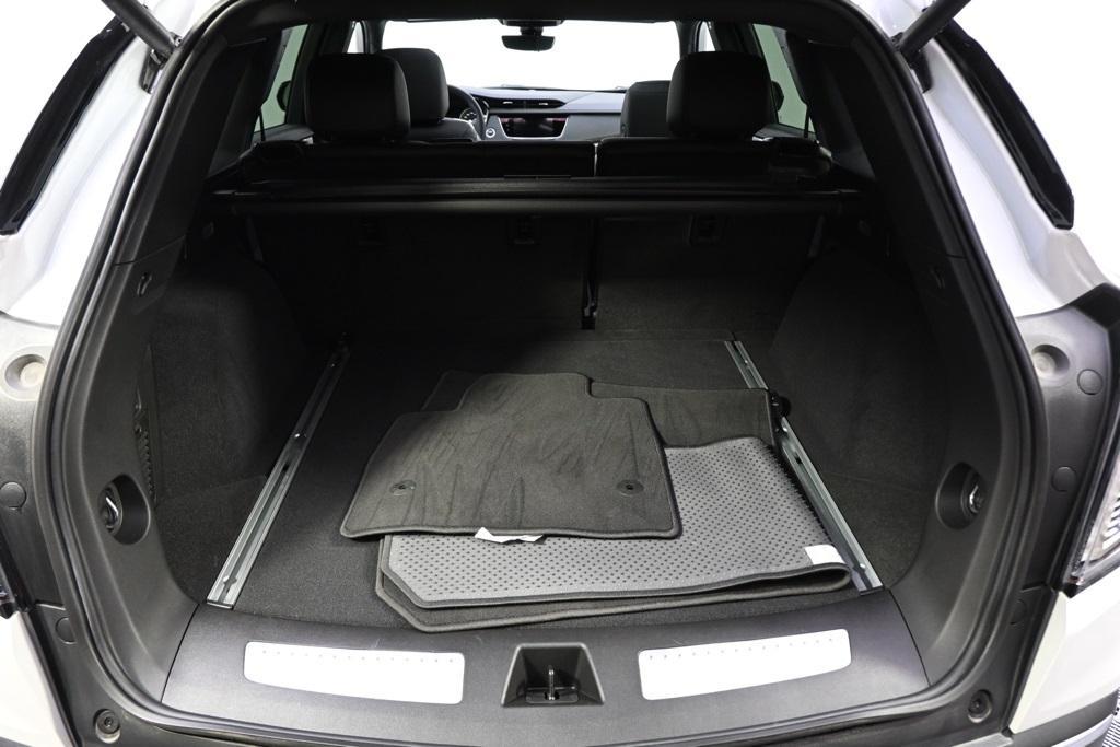 new 2025 Cadillac XT5 car, priced at $63,090