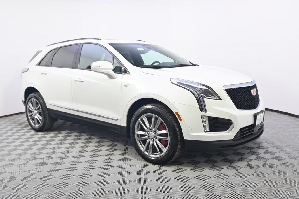 new 2025 Cadillac XT5 car, priced at $63,590