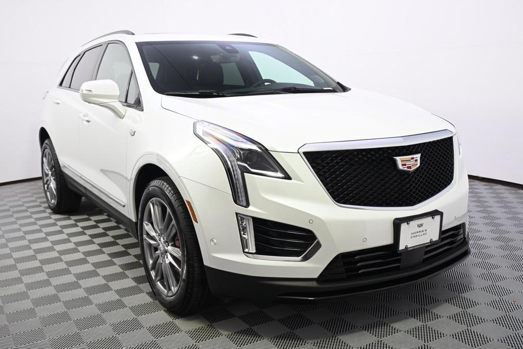 new 2025 Cadillac XT5 car, priced at $63,090