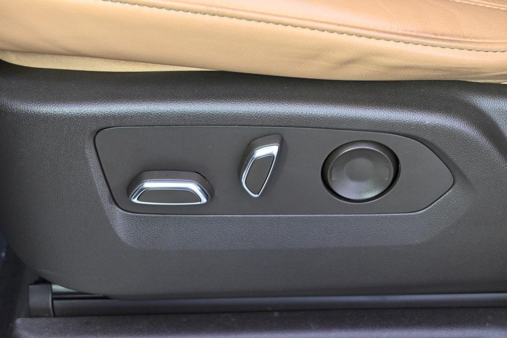 used 2022 Cadillac Escalade car, priced at $57,998