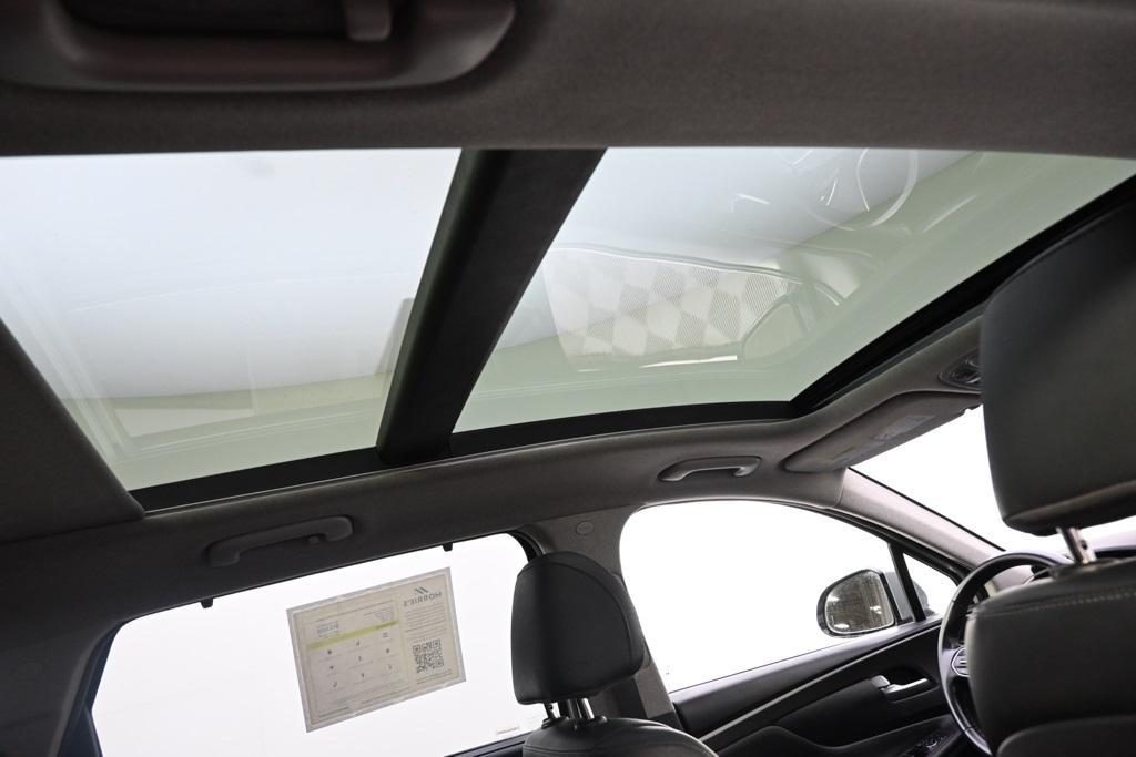 used 2020 Hyundai Santa Fe car, priced at $13,555