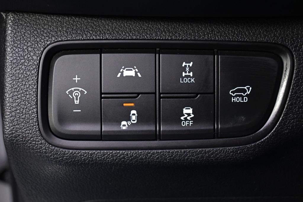 used 2020 Hyundai Santa Fe car, priced at $13,555