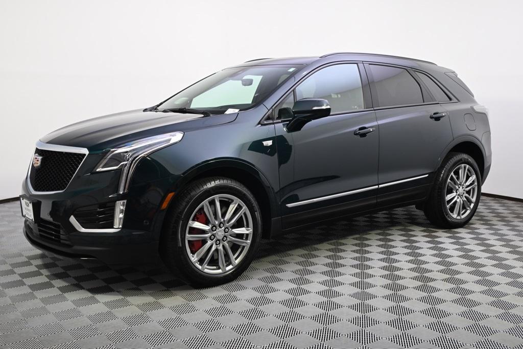 new 2025 Cadillac XT5 car, priced at $58,998