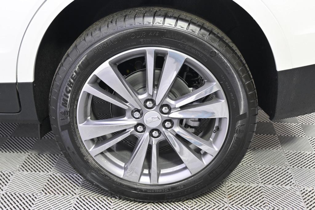 new 2025 Cadillac XT5 car, priced at $54,804