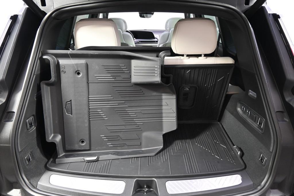 new 2026 Cadillac VISTIQ car, priced at $81,510