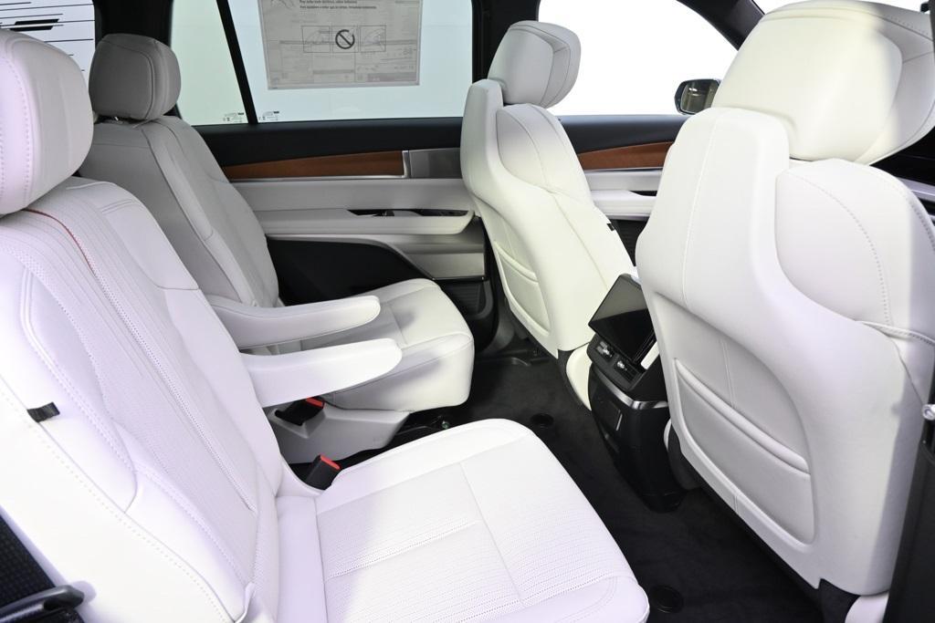 new 2026 Cadillac VISTIQ car, priced at $81,510