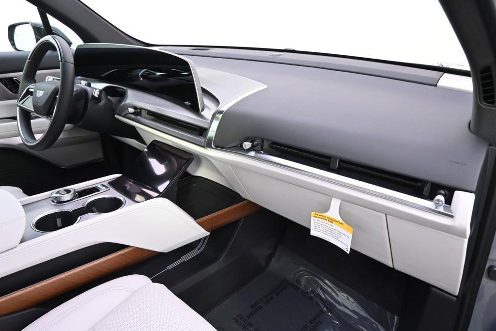 new 2026 Cadillac VISTIQ car, priced at $81,510