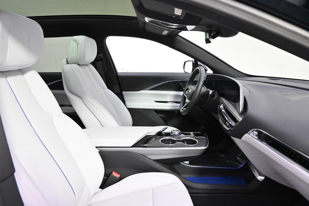 new 2025 Cadillac LYRIQ car, priced at $61,397