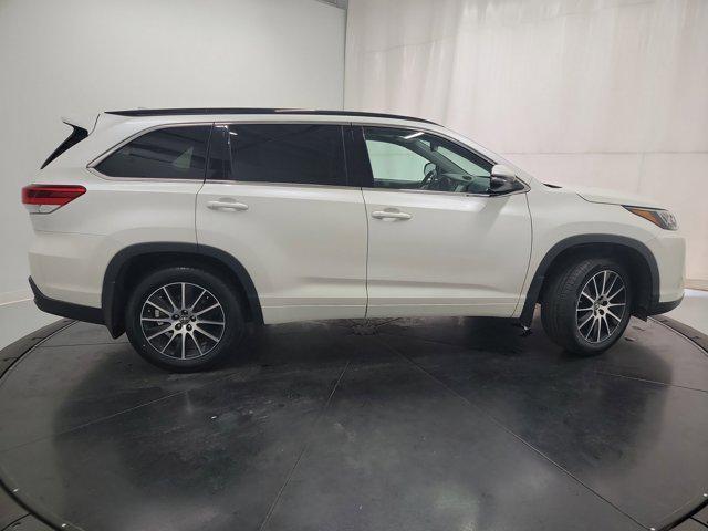 used 2017 Toyota Highlander car, priced at $20,472