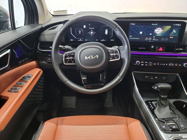 used 2025 Kia Carnival car, priced at $43,433
