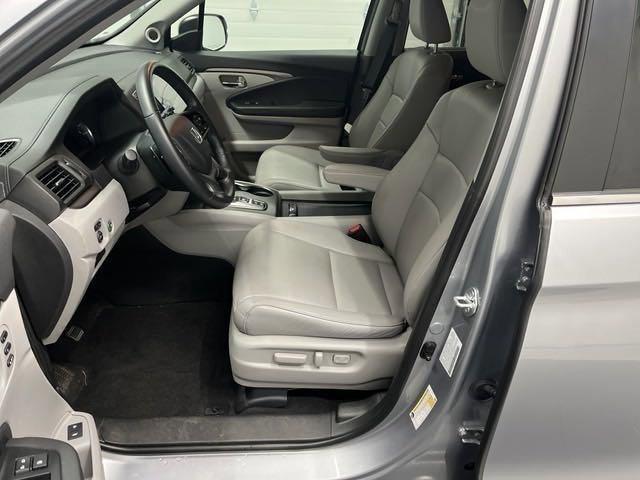 used 2022 Honda Pilot car, priced at $31,140