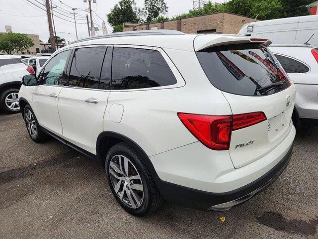 used 2016 Honda Pilot car, priced at $20,714
