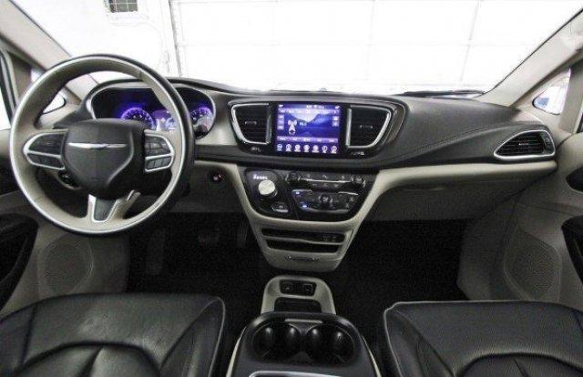 used 2018 Chrysler Pacifica car, priced at $18,620