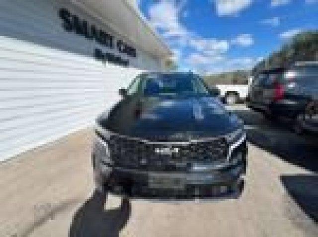 used 2022 Kia Sorento Hybrid car, priced at $26,999