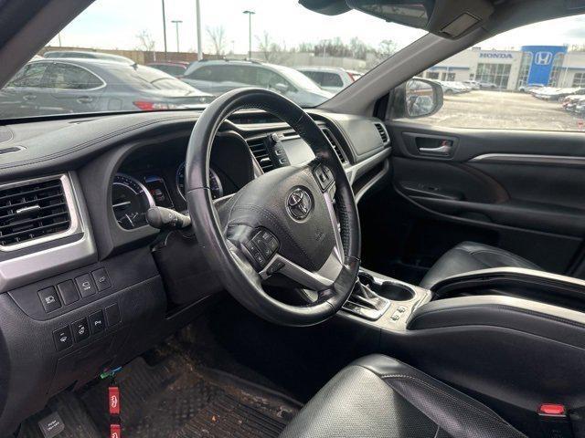 used 2018 Toyota Highlander Hybrid car, priced at $28,207