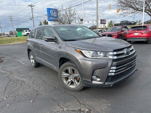 used 2018 Toyota Highlander Hybrid car, priced at $28,207