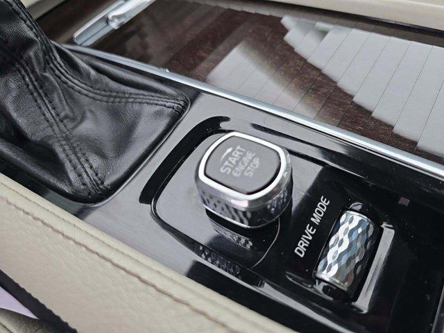 used 2019 Volvo XC90 car, priced at $21,726