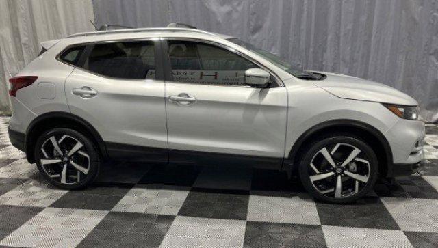 used 2020 Nissan Rogue Sport car, priced at $21,994