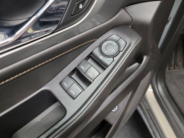 used 2019 Chevrolet Traverse car, priced at $18,823