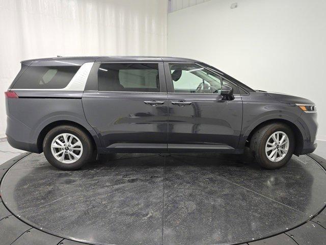 used 2023 Kia Carnival car, priced at $29,998