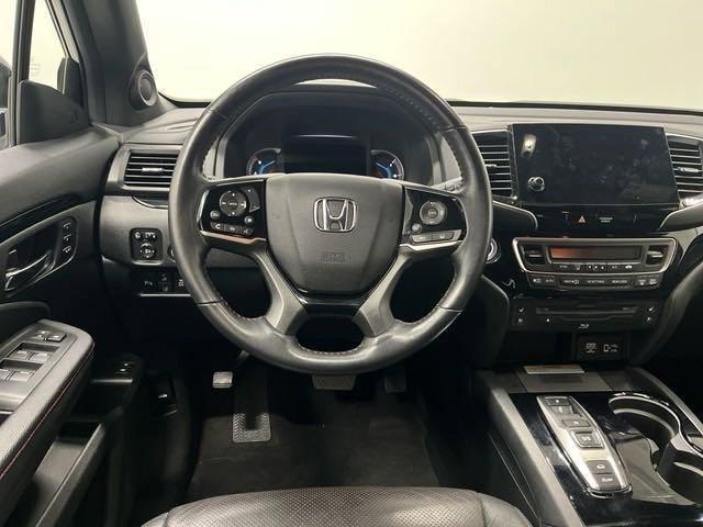 used 2022 Honda Pilot car, priced at $35,738