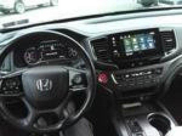 used 2022 Honda Pilot car, priced at $32,429