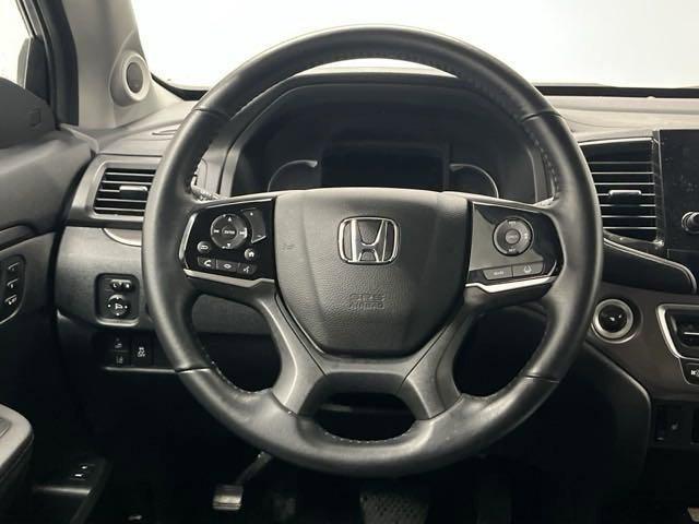 used 2022 Honda Pilot car, priced at $30,699