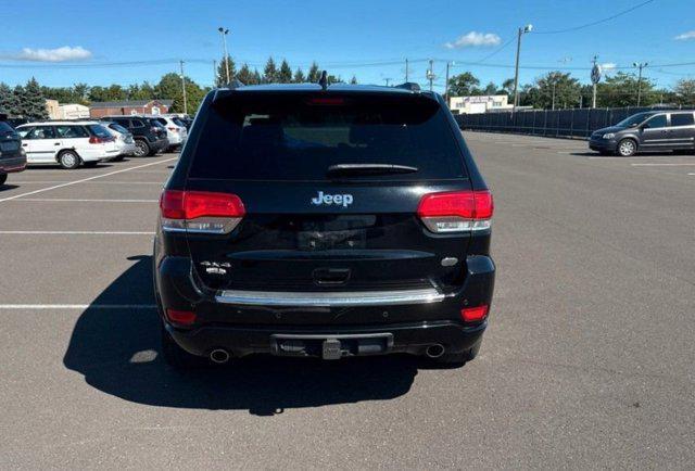 used 2017 Jeep Grand Cherokee car, priced at $19,364