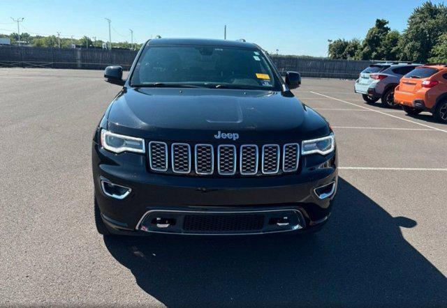 used 2017 Jeep Grand Cherokee car, priced at $19,364