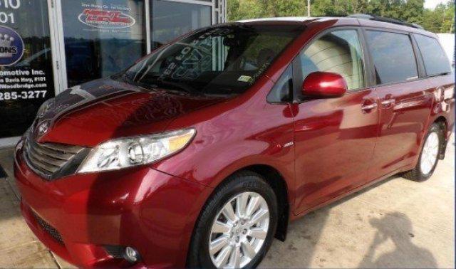 used 2017 Toyota Sienna car, priced at $21,000