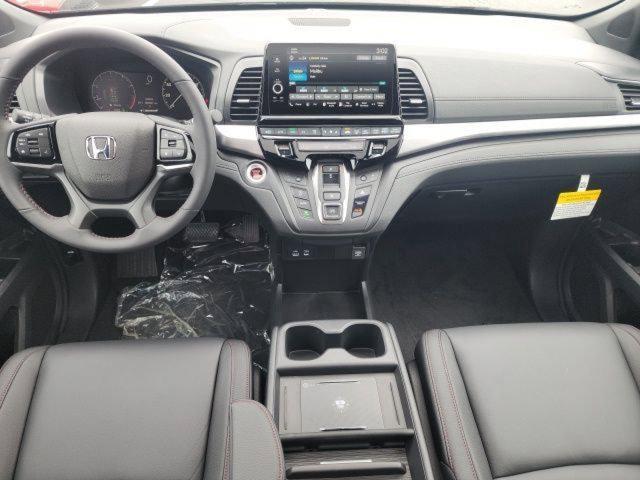 new 2026 Honda Odyssey car, priced at $45,297