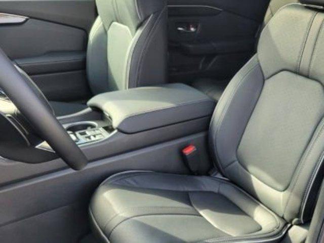 new 2025 Honda Pilot car, priced at $54,710
