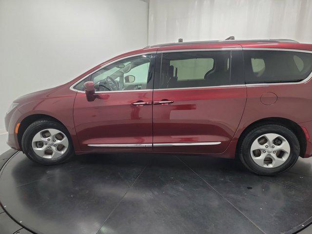 used 2017 Chrysler Pacifica car, priced at $12,774